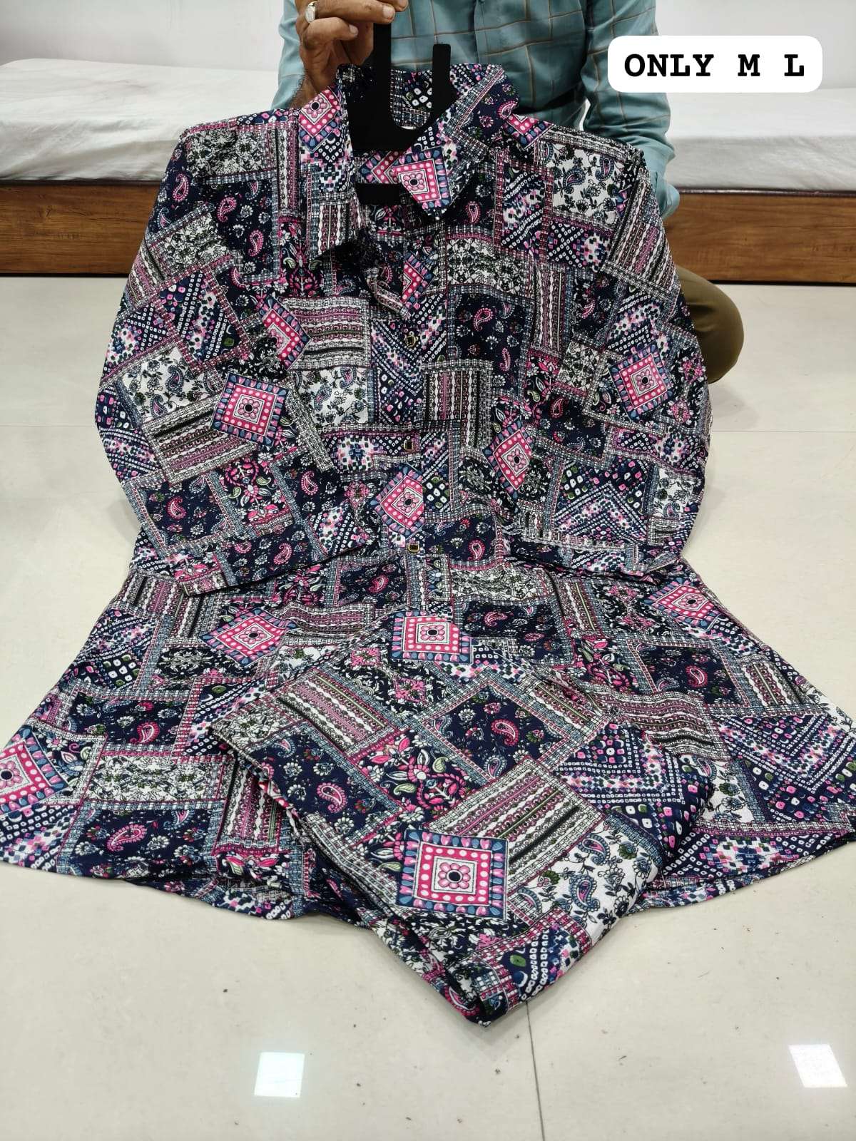 BOUTIQUE QUALITY CRUSH FANCY CORD SET FOR GIRL DAILY SIMPLE WEAR SURAT